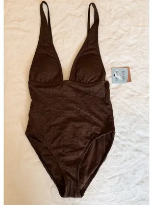 NWT Shade & Shore Brown Crochet Plunge Medium Coverage One Piece Swimsuit - S thumbnail 2