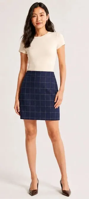 Banana Republic Knee Length Size 6 Navy Metallic Windowpane Plaid Pencil Skirt # thumbnail 1