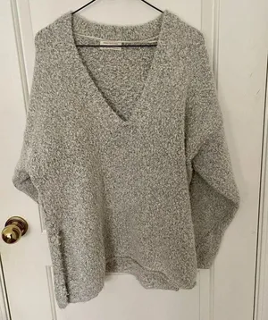 Urban Outfitters UO Rosie Soft V-Neck Side Slit Sweater Oversize thumbnail 1