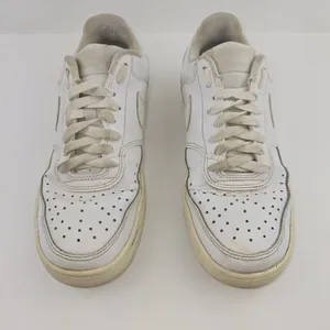 Nike Court Vision Low Sneakers Shoes‎ Triple White CD5434-100 Womens Size 7.5 thumbnail 5