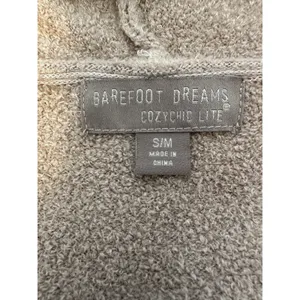 Barefoot Dreams Weekend Wrap Shawl Cardigan CozyChic Lite Cream S/M‎ thumbnail 3