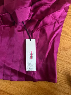 NWT Banana Republic Muse Silk Pleated Top in Pink thumbnail 4