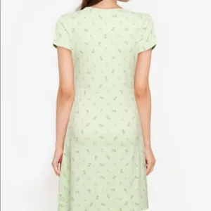 Cotton On bessie crossover ditsy floral mini dress cool mint L new thumbnail 4