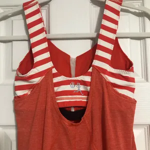 Lululemon drawstring‎ striped built in bra tank top women’s small thumbnail 7