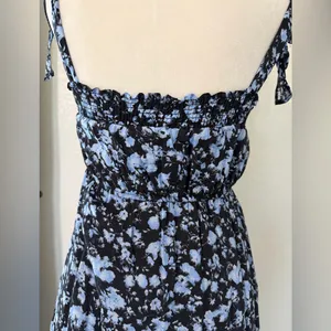 By The River Blue Floral Tie-Shoulder Maxi Dress, Size‎ S thumbnail 8