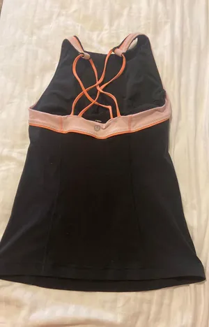 Lululemon Top thumbnail 4