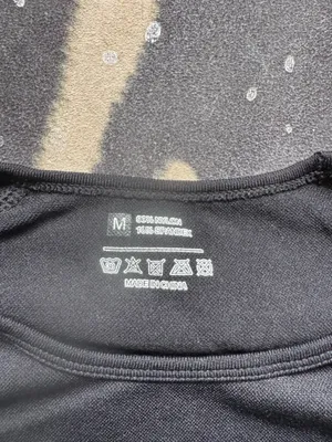 Black Athletic Fitted Top Size M thumbnail 3
