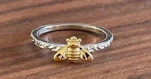 Sterling Silver Bee Two Toned Ring Size 9 thumbnail 1