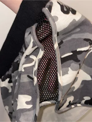 Emma & Sam Black and Gray Camo Mini Skirt Size: M thumbnail 3