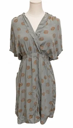 Wilfred 100% Silk Kimono Draped Medallion Print Dress Size Small thumbnail 1