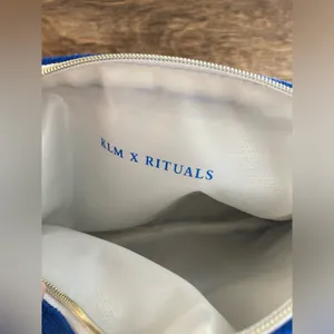 Makeup bag thumbnail 5