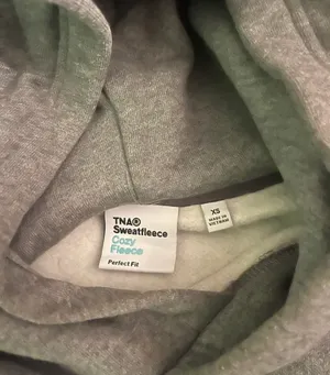 Aritzia TNA Hoodie thumbnail 3