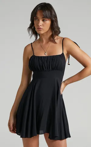 Showpo Dress thumbnail 1