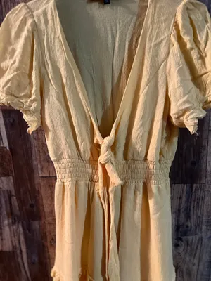 One Clothing women's mini yellow sundress. Size large thumbnail 3