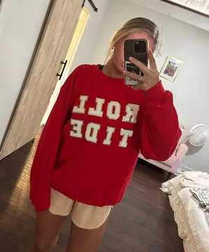 Red Chenille Letter Crew Neck Size L thumbnail 1