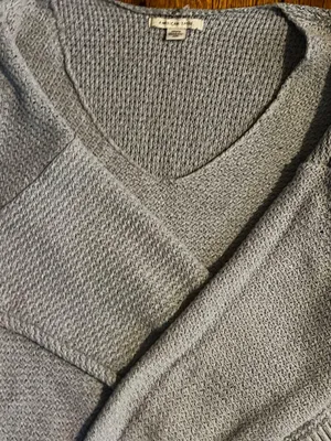 American Eagle Sweater, size M. thumbnail 1