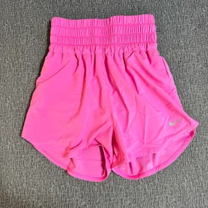Nike Women’s Dri-Fit Ultra High Waist Shorts thumbnail 4