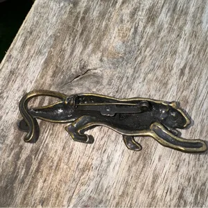 Pin Brooch Tiger Brass Tone Black Striped Cat Jungle Long Unique Vintage 3”‎ thumbnail 2