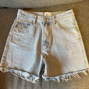 Princess Polly High-Waisted Shorts Denim thumbnail 1