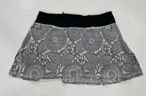 Lululemon Pace Setter Skirt Gray Floral Print Size 4 Running Athletic Skort thumbnail 1