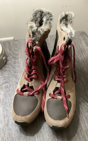 Aerosoles Winter Boots Suede Fur Laced Brown thumbnail 1