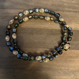 Vintage Doubled Green And Gold Bead Choker Necklace thumbnail 6