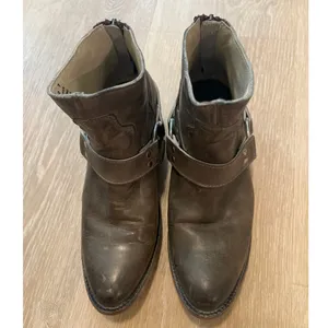 Freebird by Steven Women's Santiago Harness Boots Size 7 Stone Distressed Ankle thumbnail 2