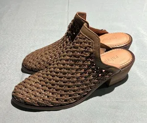 Crevo Anthropologie‎ Neva Woven Leather Mules Stacked Heel Women’s Size6.5 B53 thumbnail 1