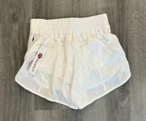 Aurefin White Athletic Shorts Size 6 thumbnail 5