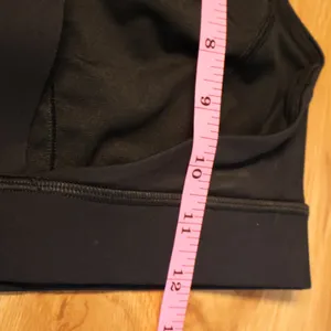 Lululemon‎ Invigorate High Neck Sports Bra Womens Size 6 Black Yoga Activewear thumbnail 6