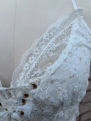 🥂 Shein Icon White Lace Corset Going-Out Crop Top | Size L thumbnail 4