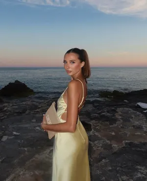 Zara maxi dress flowy butter yellow satin effect wedding evening party thumbnail 3