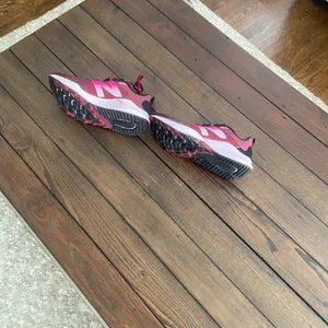 New Balance NTR Women Trail Running Shoe size-8.5 thumbnail 7