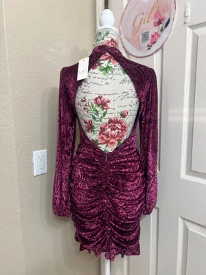 NWT VICI Salem Ruched Velvet Mini Dress Purple Burgundy size S thumbnail 4