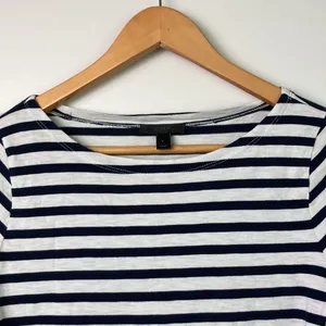 J. Crew| Navy/White Striped Top sz Small thumbnail 5