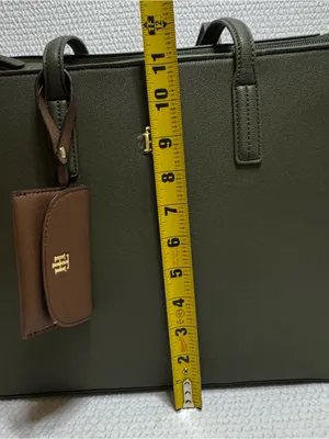 Tommy Hilfiger Olive Green Leather Tote Bag thumbnail 9