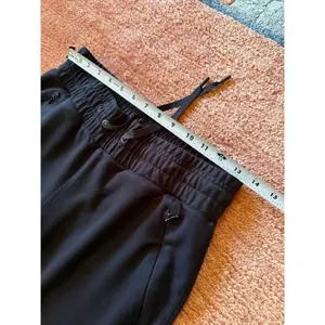 ASICS Women’s Black Cropped Joggers Stretch Athletic Tapered Pants M thumbnail 3
