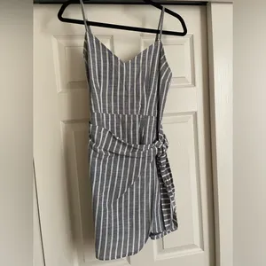 Abercrombie and fitch wrap dress thumbnail 2