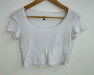Me to We White Crop Top thumbnail 1