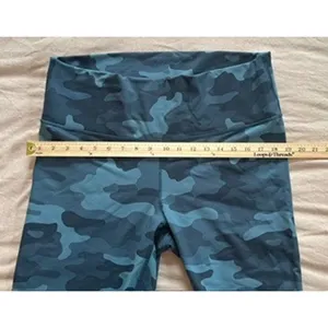 Fabletics Define High-Waisted 7/8 Leggings Blue Camo Size Large NWT thumbnail 8