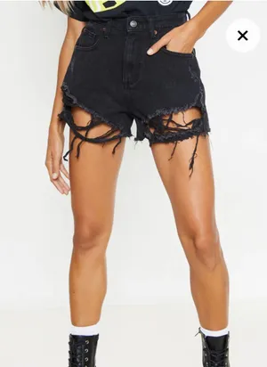 Pretty Little Thing Black High Waists Distressed Denim Shorts thumbnail 1