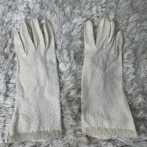 50s 60s White Gloves Pearl Embellishment OSFM thumbnail 1