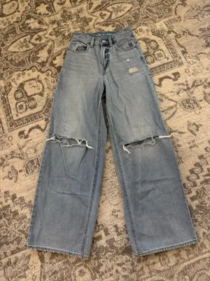 Old Navy Light Blue Distressed Wide-Leg Jeans thumbnail 1