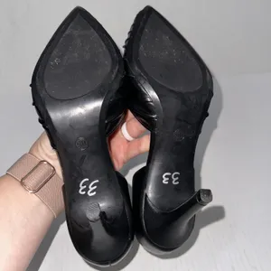 Calvin Klein KCG LINA-R Shoes Womens 5.5 Black D'Orsay Pleated Heels Pointed Toe thumbnail 8