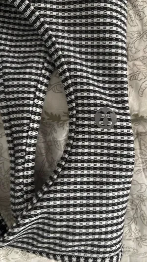XS Lululemon Tank thumbnail 1
