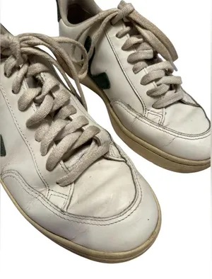 Veja V-12 White Leather Low Sneaker thumbnail 6