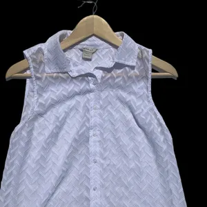 Ariat Women’s Sheer Collared‎ Button Up Tank Top Size Small thumbnail 3