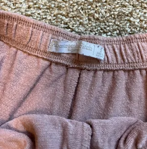 Abercrombie Pink PJ shorts thumbnail 2