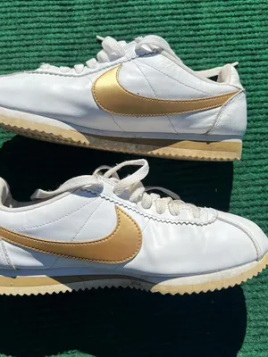 Nike Wmns Classic Cortez 'White Metallic Gold' Women’s Size 8 thumbnail 2
