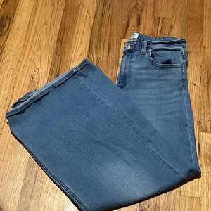 Universal Thread High-Rise Wide-Leg Jeans | Size 12R thumbnail 6